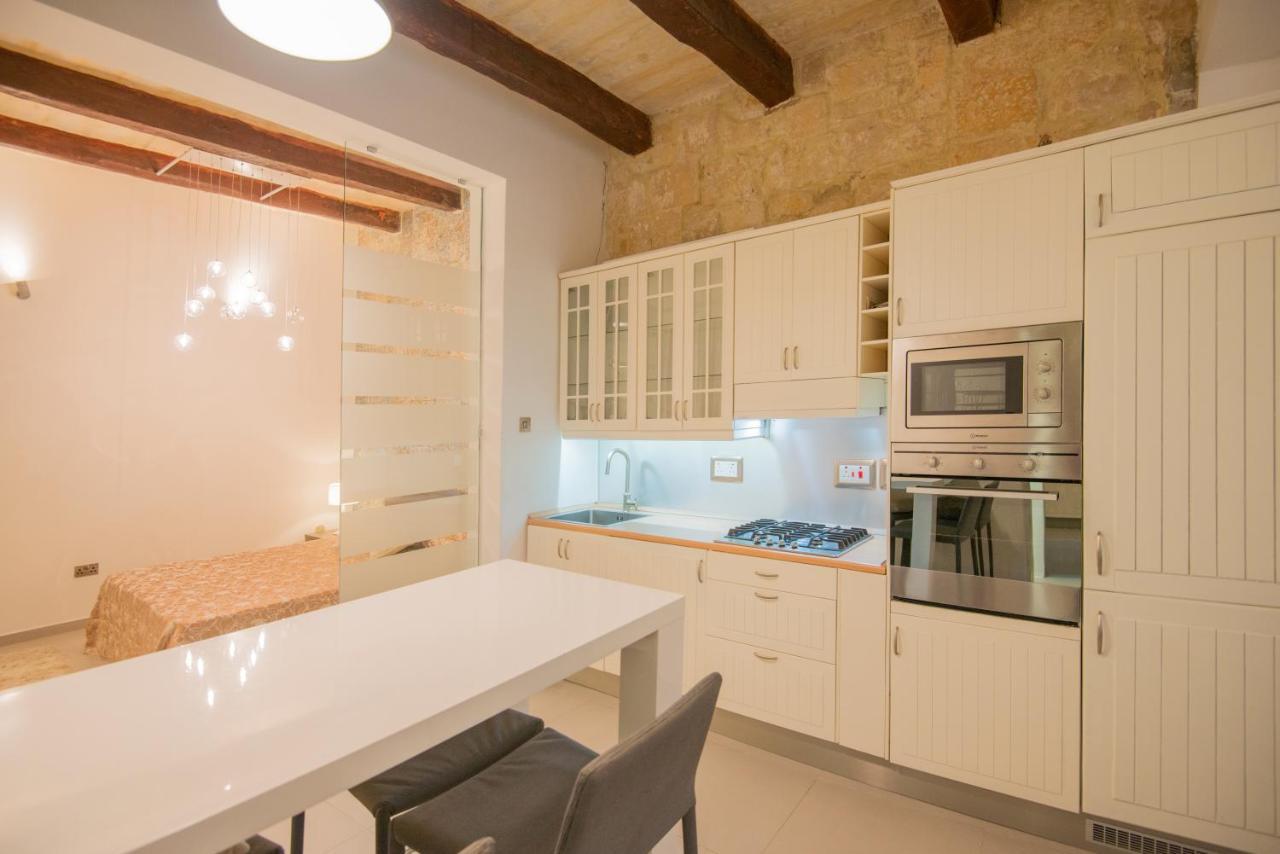 16th-century Building Appartement